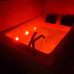 Jacuzzi De Charme Pour 2 Ним
